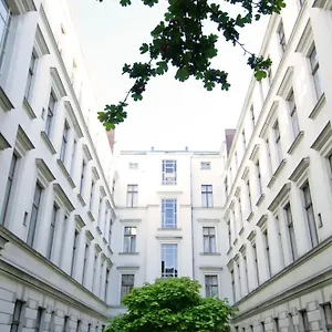 *** Otel Tiergarten Almanya