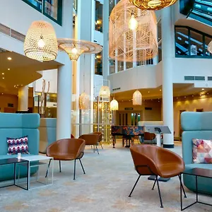 **** Otel Amadeus Frankfurt Almanya